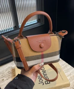 Collection Élégance : Mini Sac à Main « Chocolat»